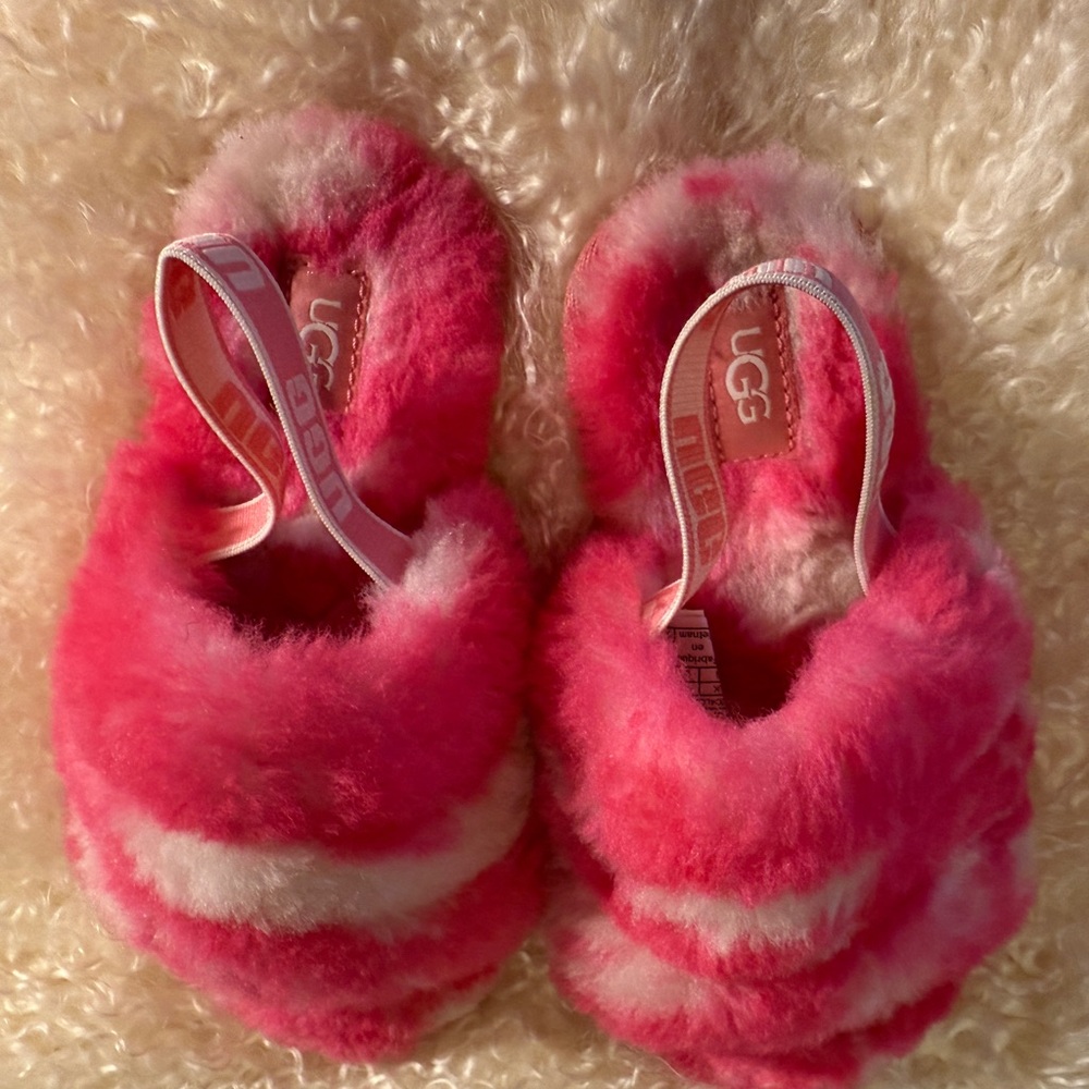 UGG Fluff Yeah Slingback Slides Sandals Slippers Pink/White Toddler Baby. Size10
